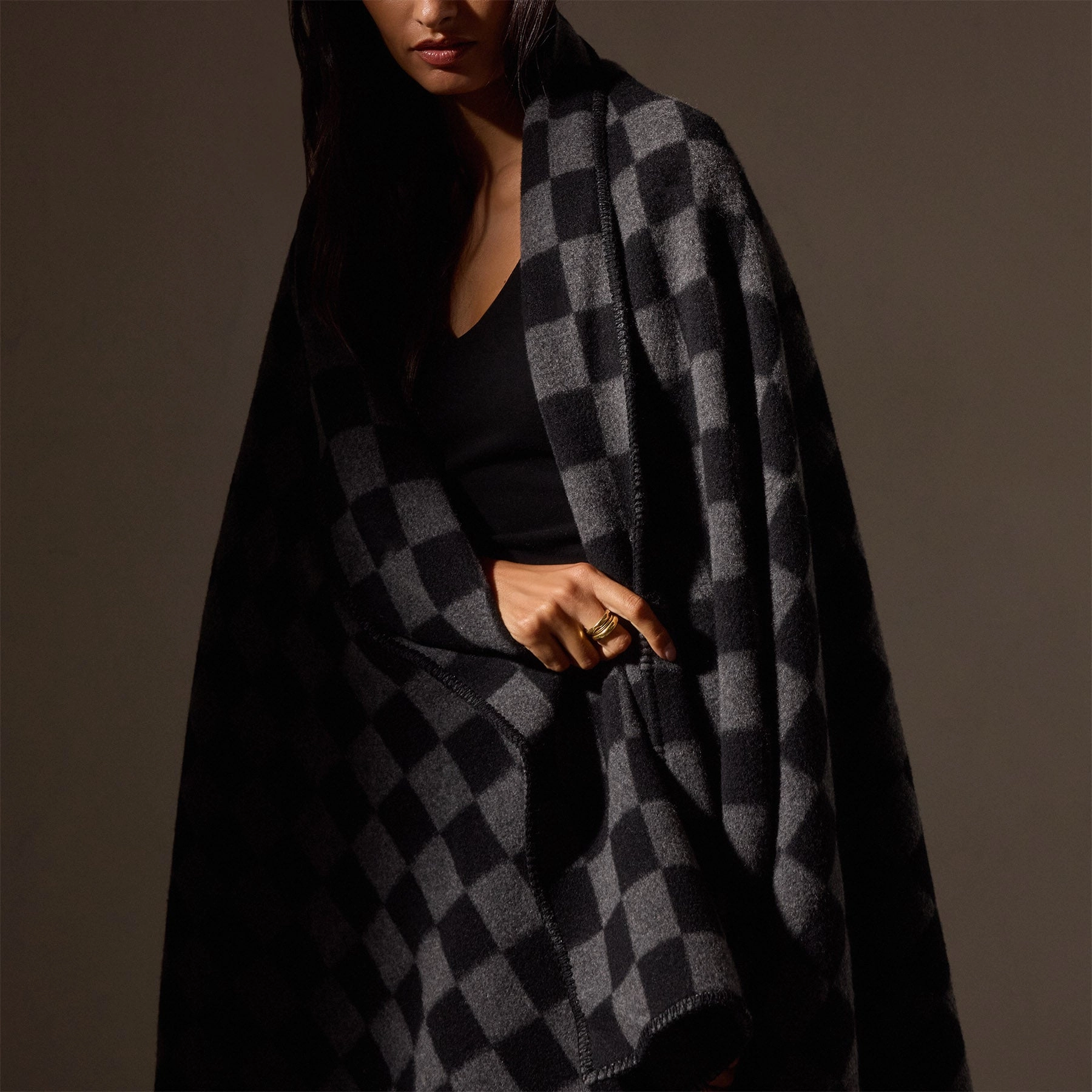 Checkerboard Cashmere Blanket - Black/Grey