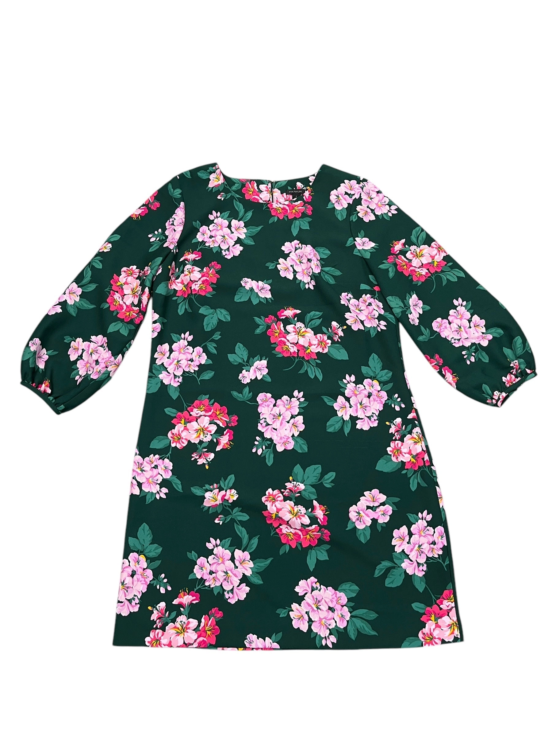 Dress Casual Short By Ann Taylor In Green, Size:S