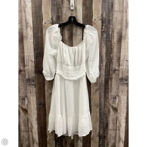 Dress Casual Short By Cmf In White, Size: L