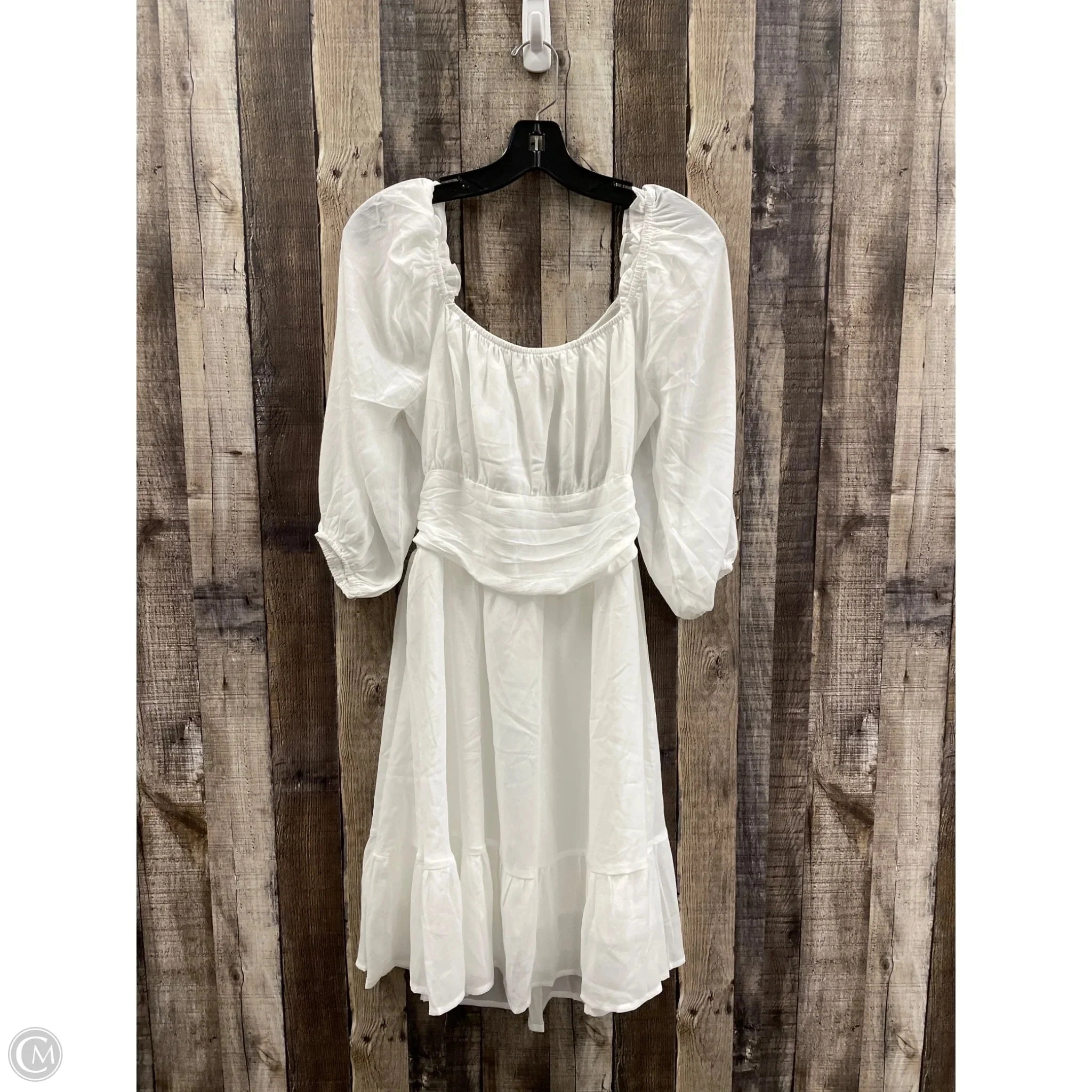 Dress Casual Short By Cmf In White, Size: L