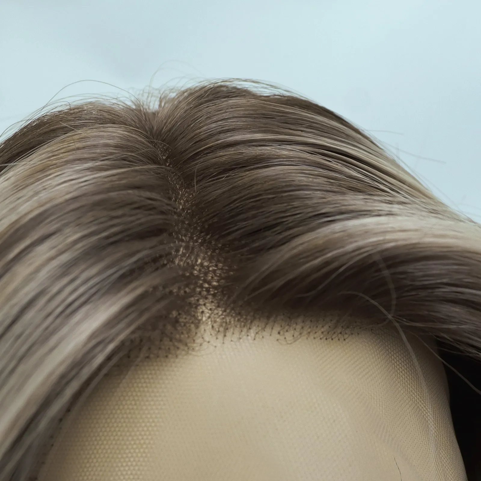 PRE-ORDER Sabrina cool tone blonde with highlight 14inches with layer cut 13*4 free part lace front wigs K141-2183-C13X4