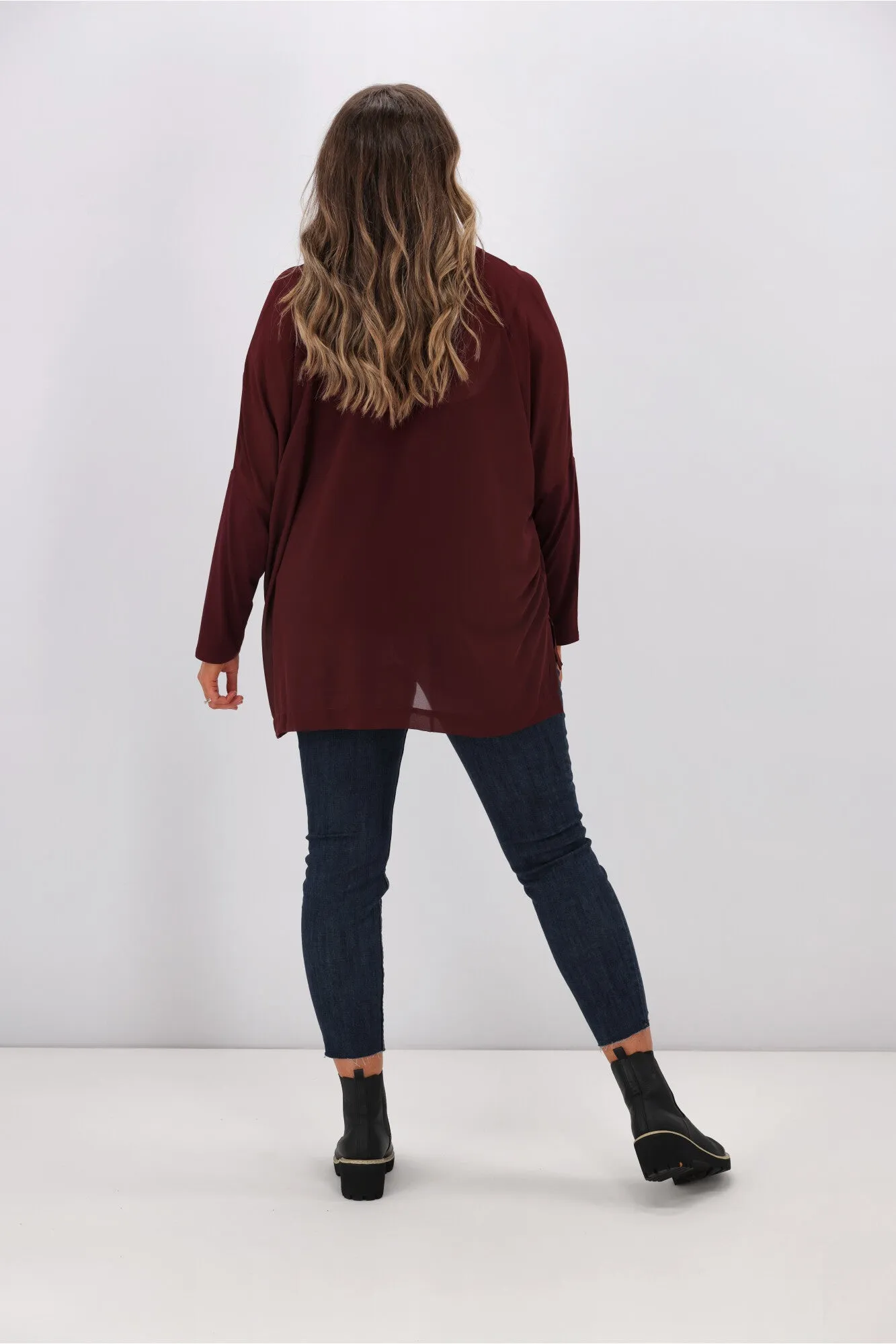 Shine On Label Kateri Foil Print Top Deep Wine