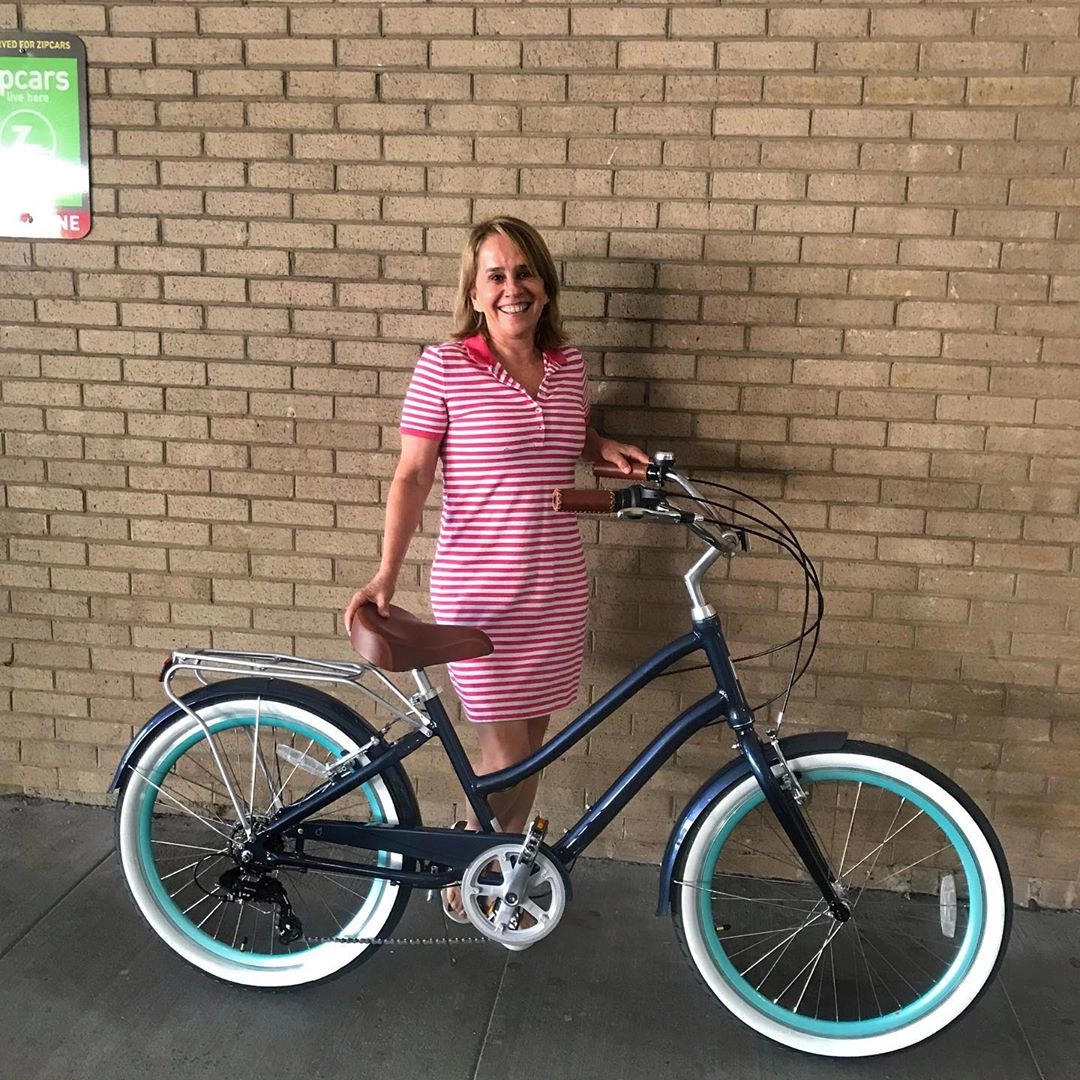 sixthreezero EVRYjourney Women's Casual Edition 7-Speed w/ Integrated Cable Lock, Light and Basket