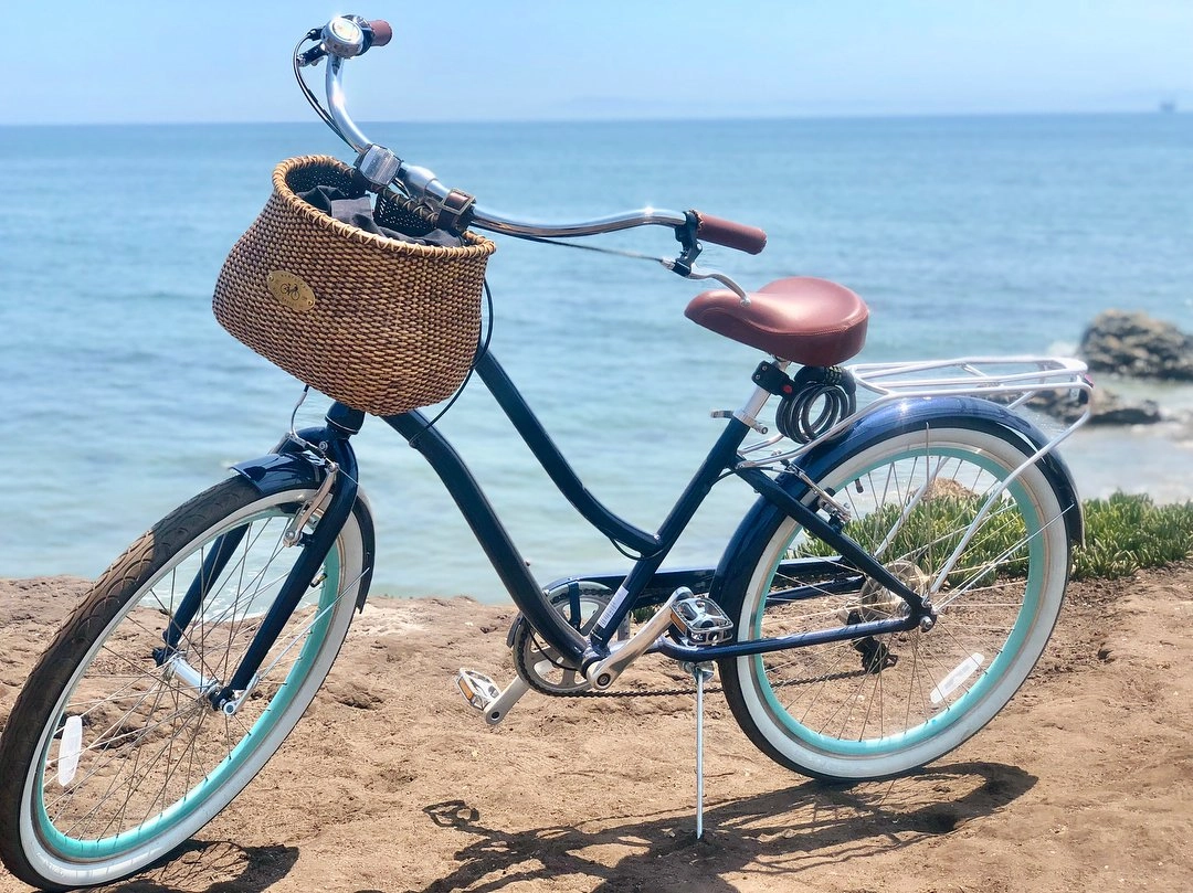 sixthreezero EVRYjourney Women's Casual Edition 7-Speed w/ Integrated Cable Lock, Light and Basket