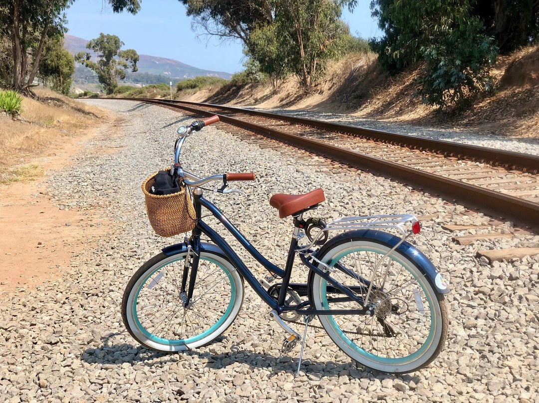 sixthreezero EVRYjourney Women's Casual Edition 7-Speed w/ Integrated Cable Lock, Light and Basket
