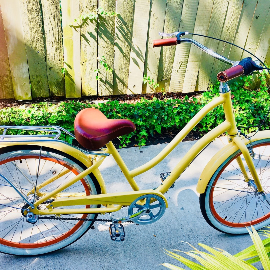 sixthreezero EVRYjourney Women's Casual Edition 7-Speed w/ Integrated Cable Lock, Light and Basket