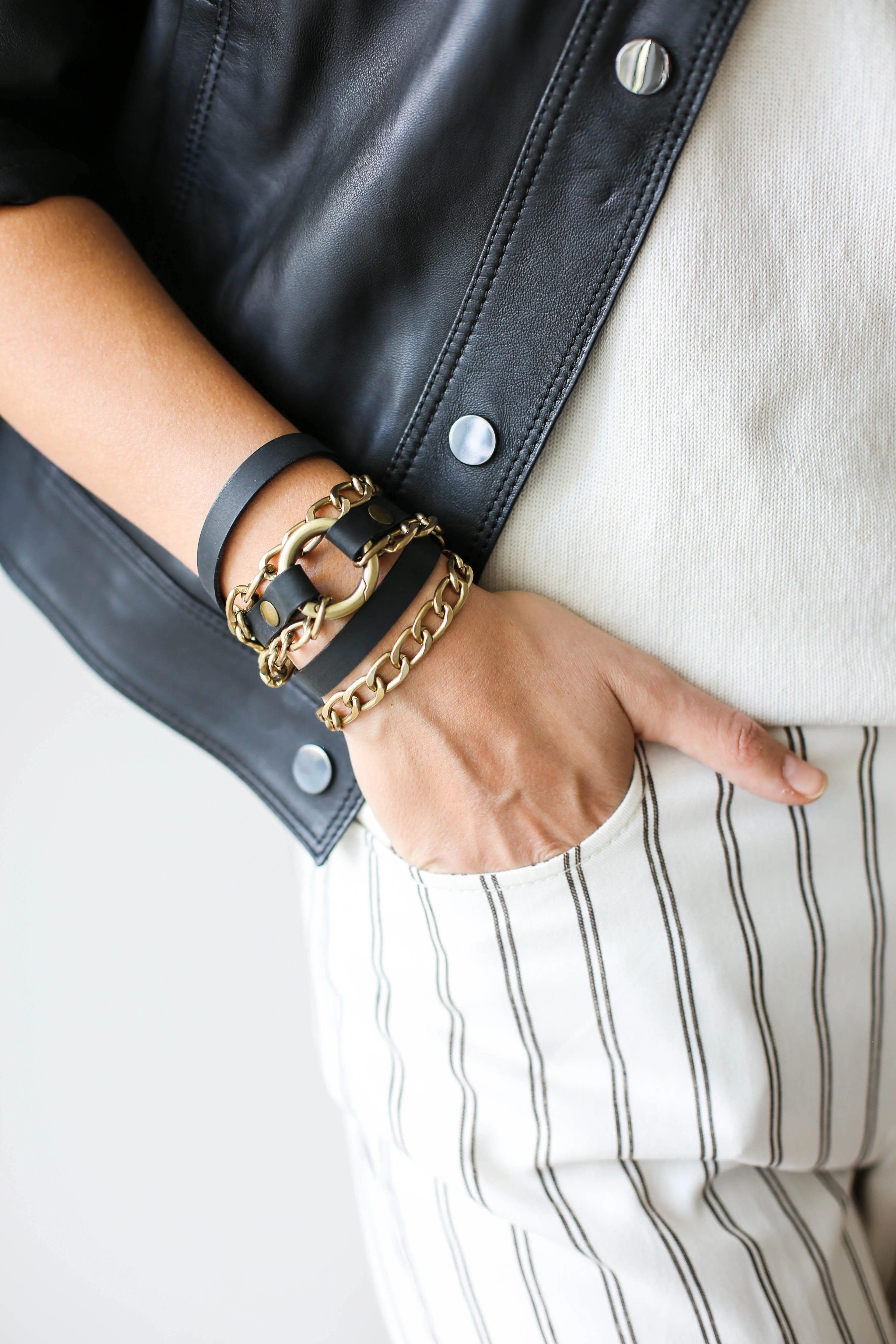 Small Ring Black Leather Bracelet w/ Black Chain