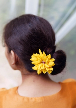 Tullipan Yellow Flower Accessory