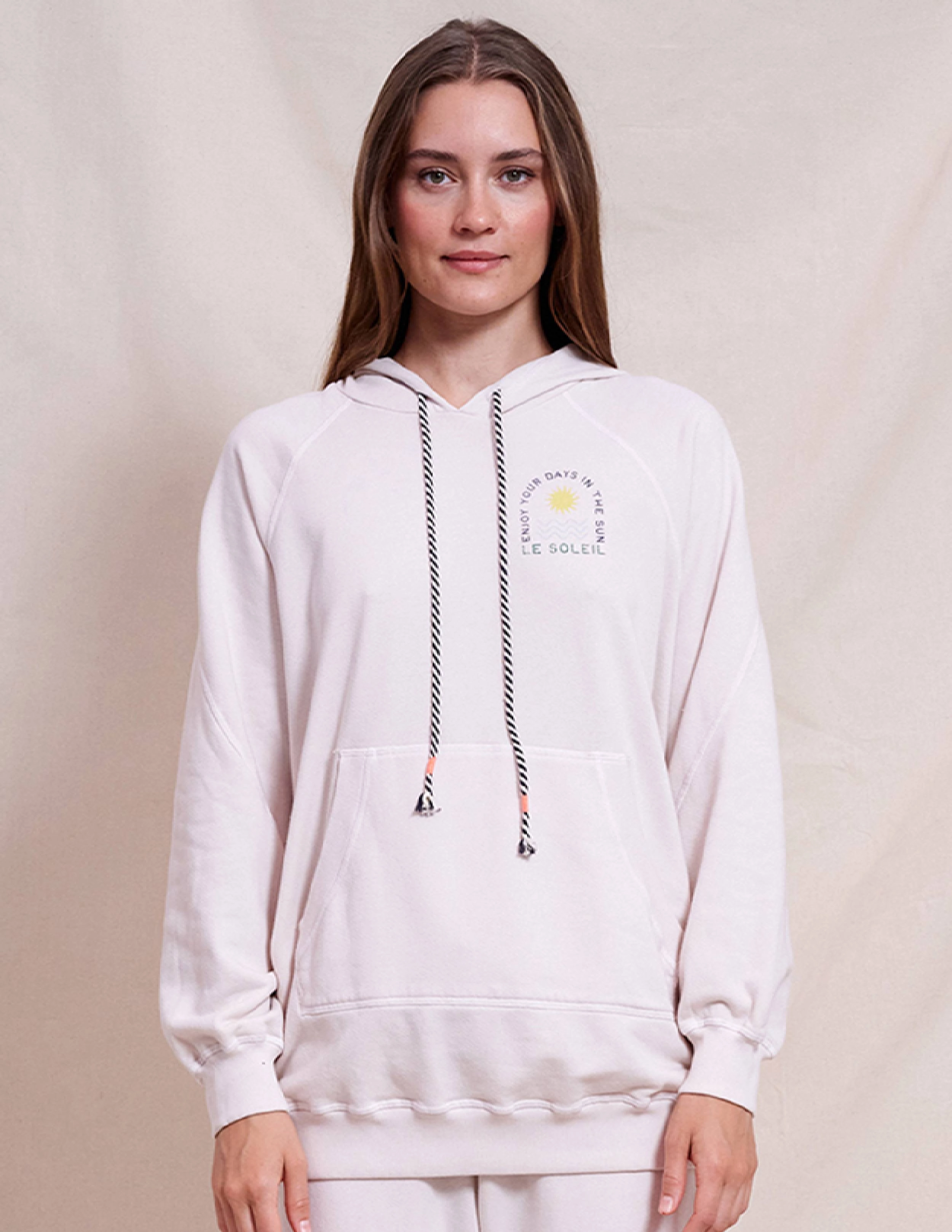 Women's Le Soleil Boyfriend Hoodie & Le Soleil Jogger in Oyster