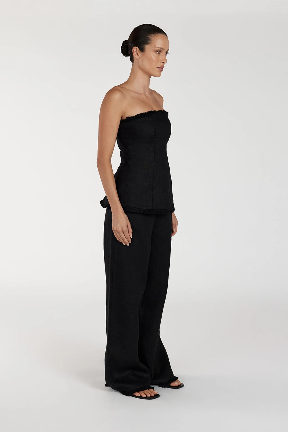 ZAHARA BLACK LINEN FRINGED TOP
